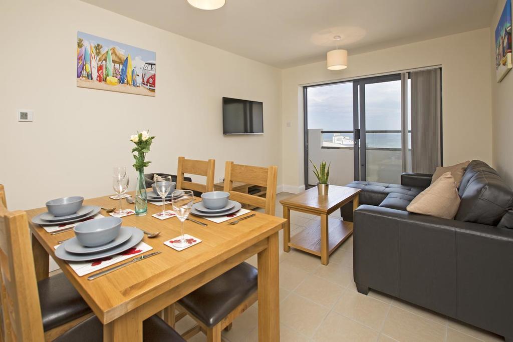 Westbeach Resort Westward Ho!  Extérieur photo